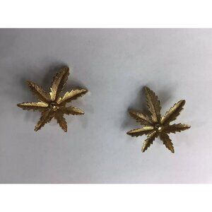 Sarah Cox Flower Earrings Clip On